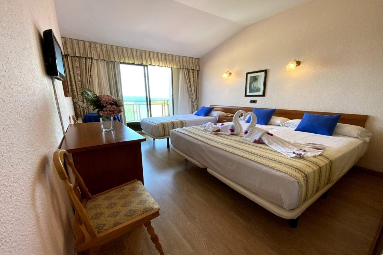 Hotel Alfar Isla Plana Esterno foto